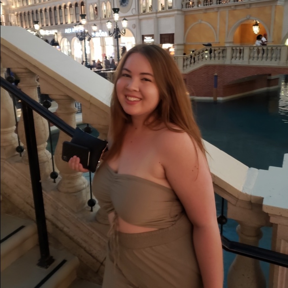 Meet your Posher, Bria